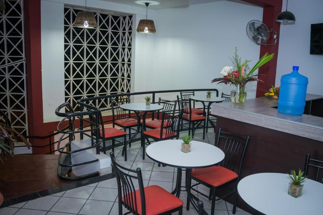 Hostal "Centrika" Tarapoto Exterior photo